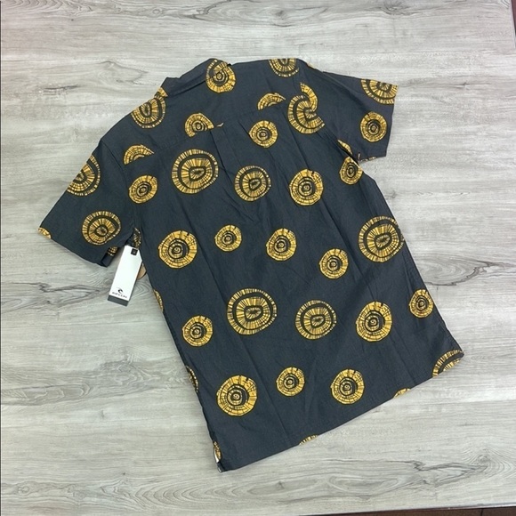 RIP CURL- SALTWATER MENS Button up short sleeve shirt - Picture 7 of 7